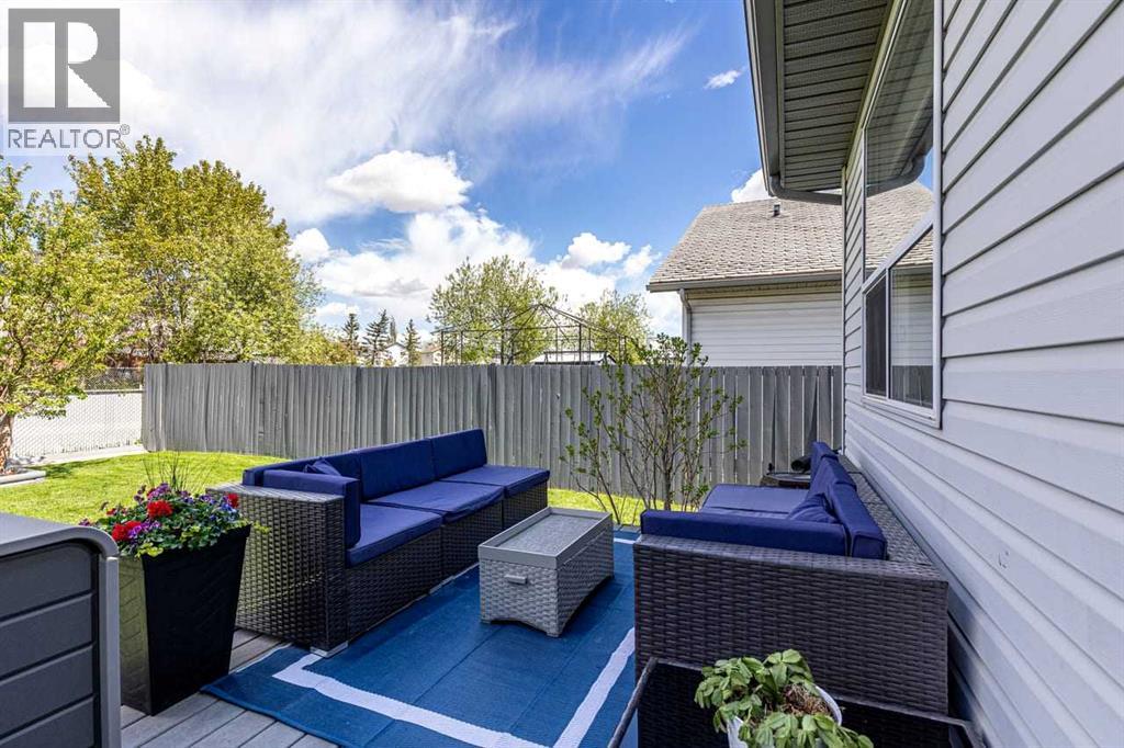 158 Saratoga Close NE - 34
