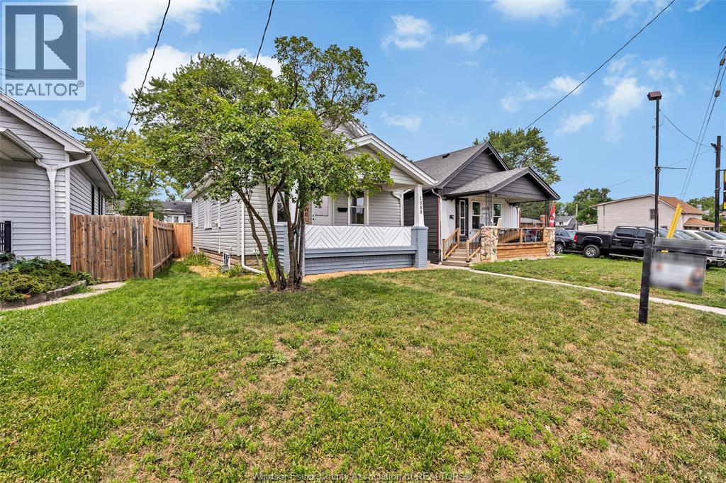 1588 Tecumseh ROAD West - Image 3