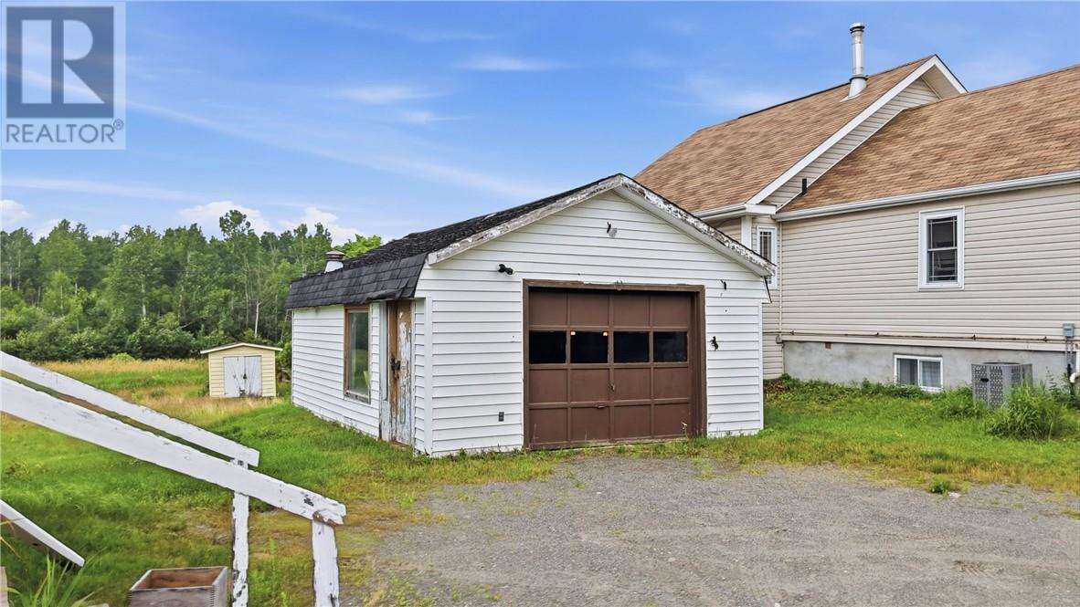 923 HIGHWAY 17 E - 10