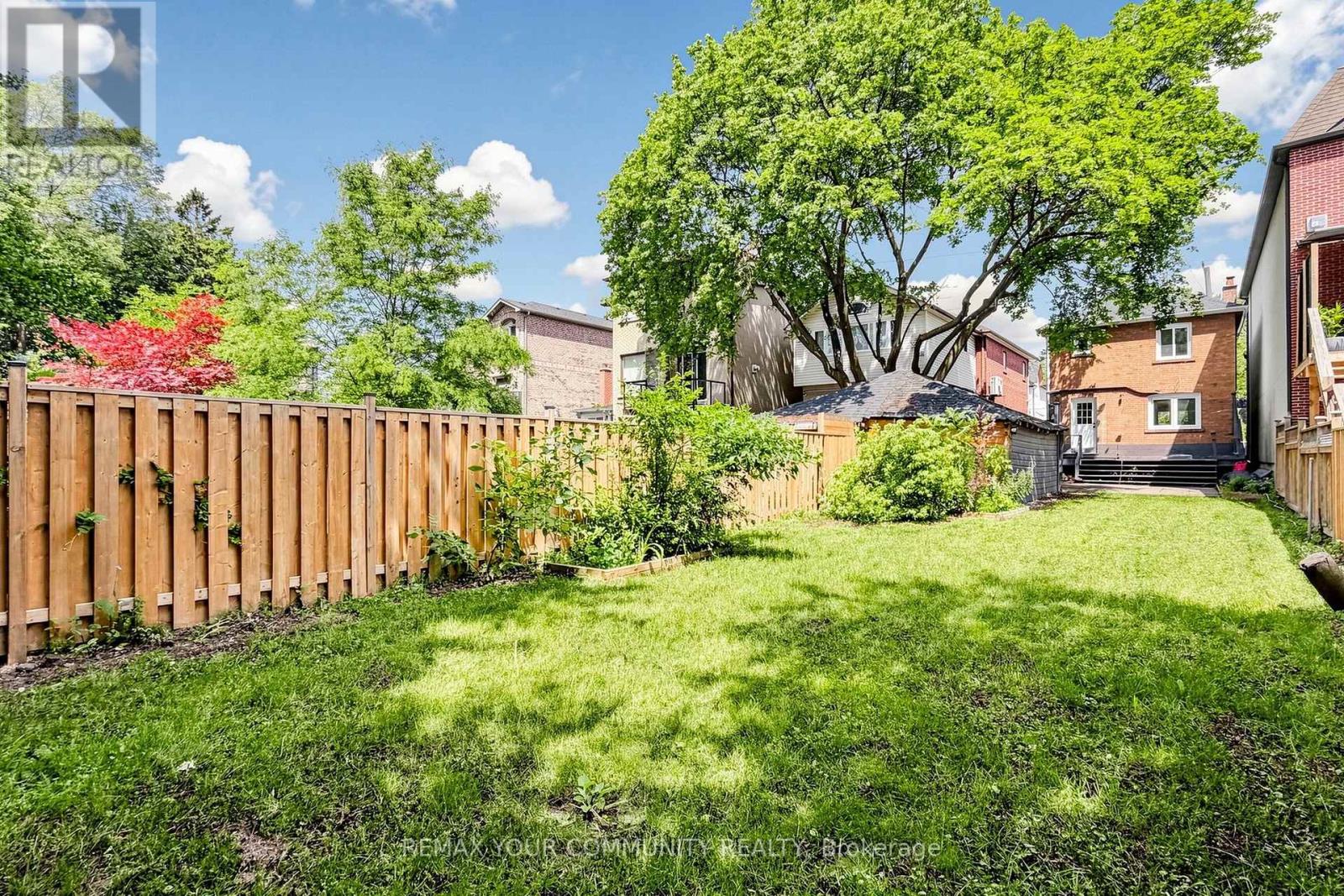 351 FAIRLAWN AVENUE - 39