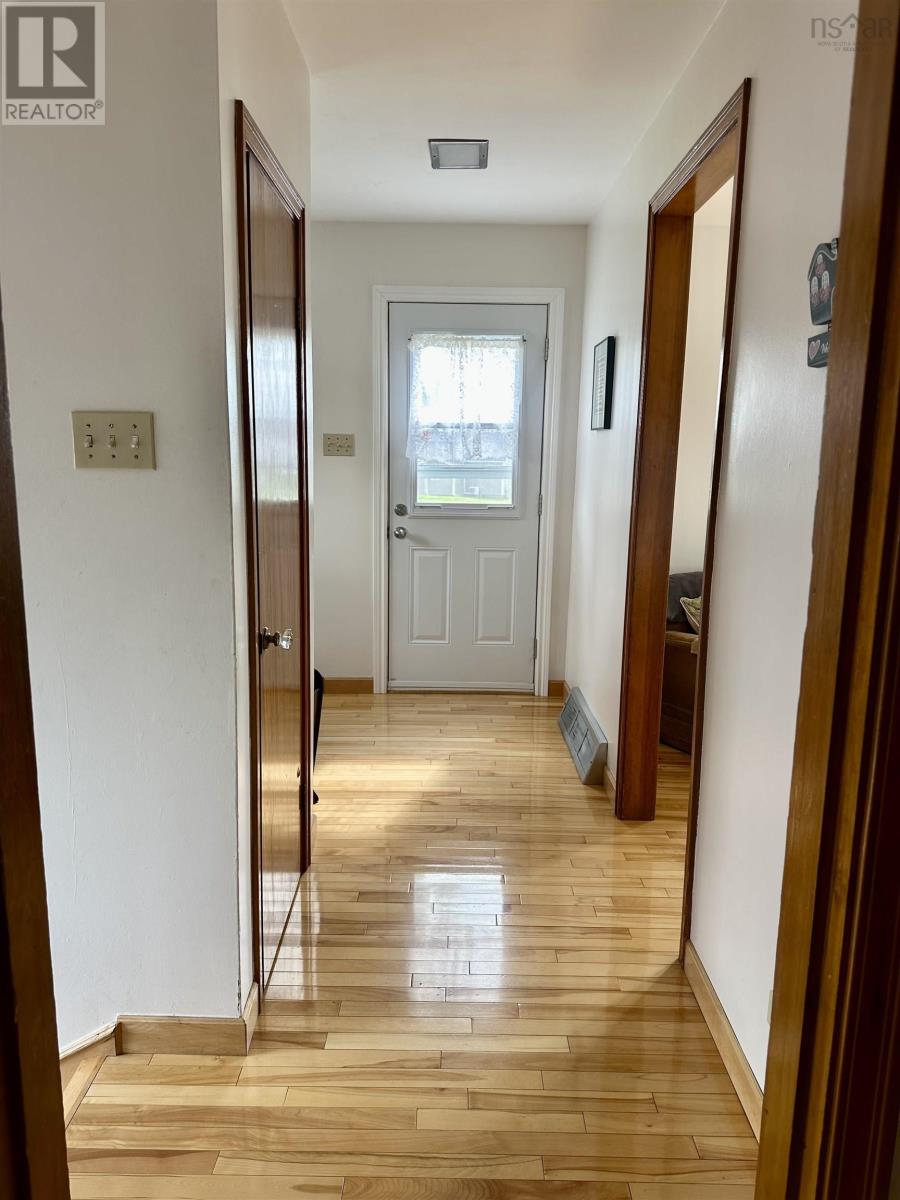 14 MacLaughlin Drive - 11