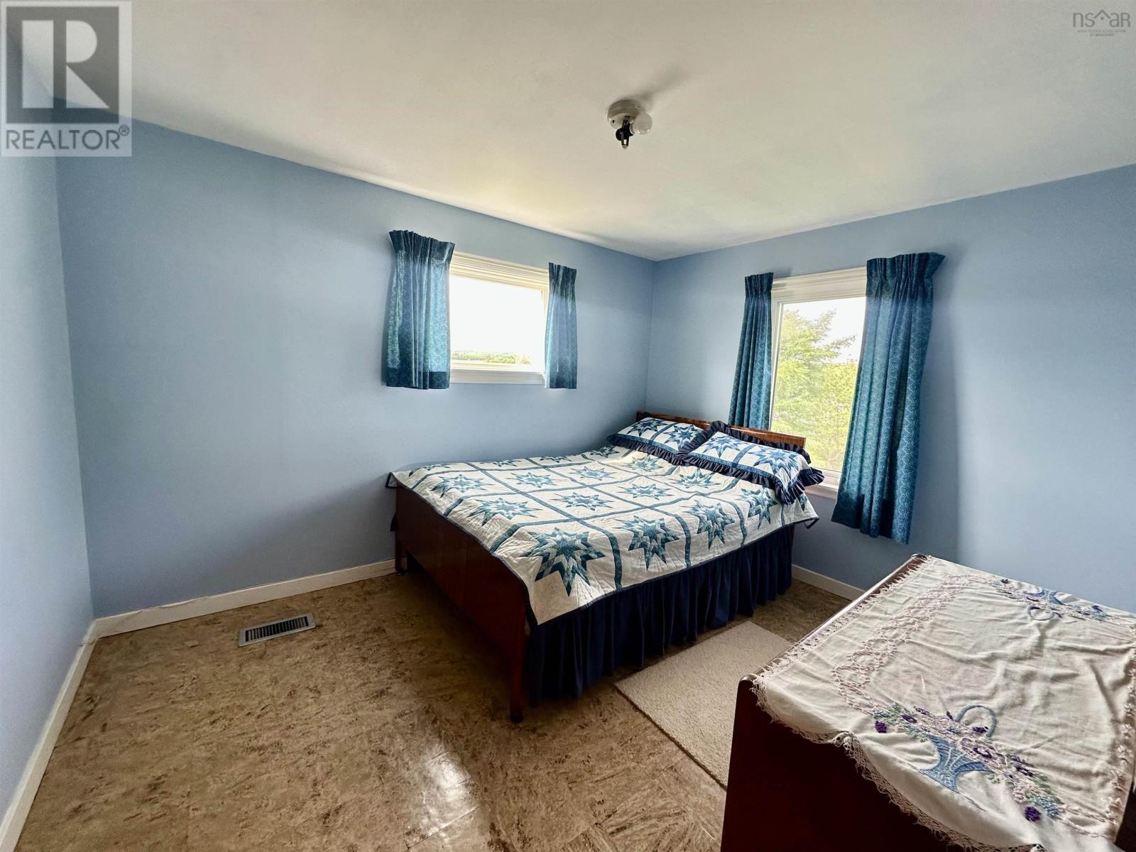 14 MacLaughlin Drive - 29