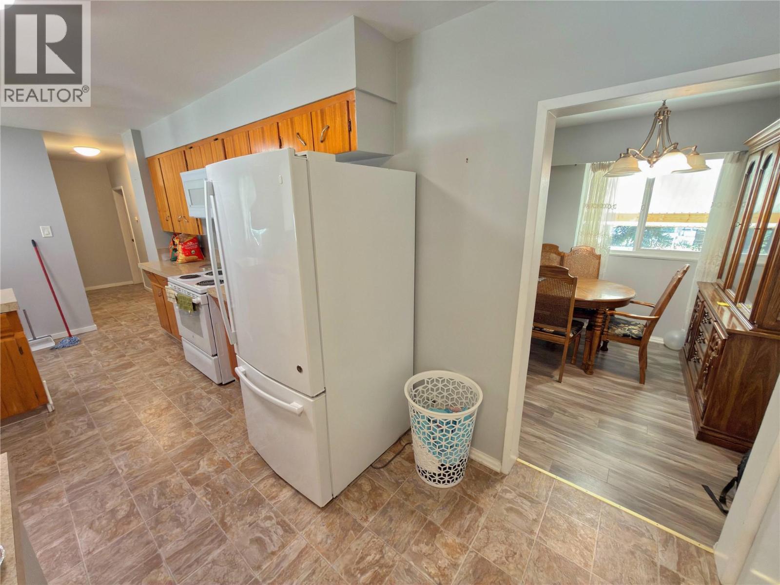 328 Sunset Avenue - 15
