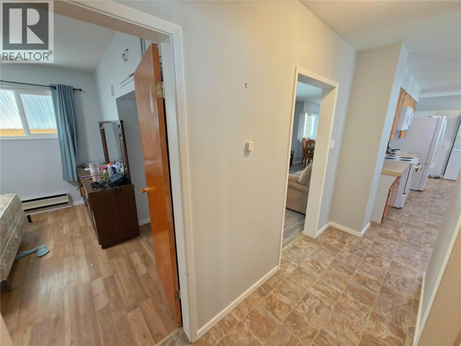 328 Sunset Avenue - 17