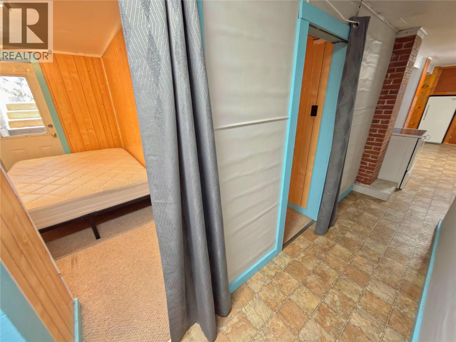 328 Sunset Avenue - 23