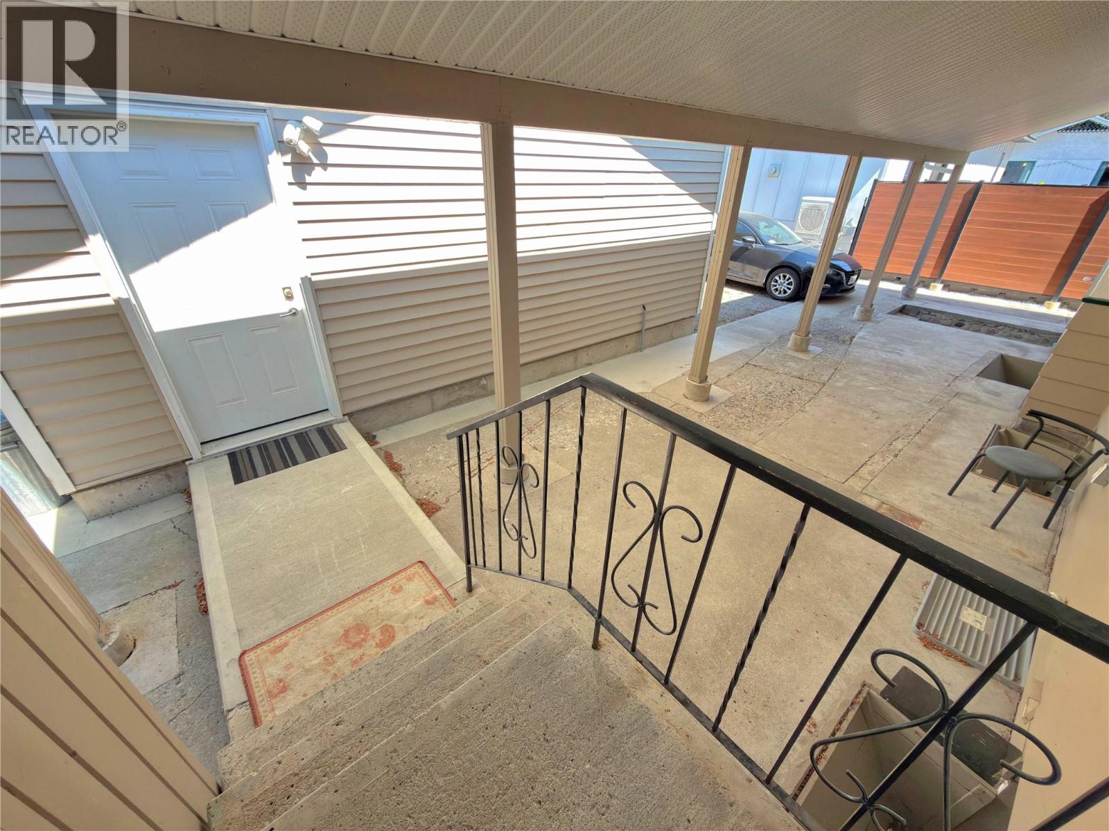 328 Sunset Avenue - 32