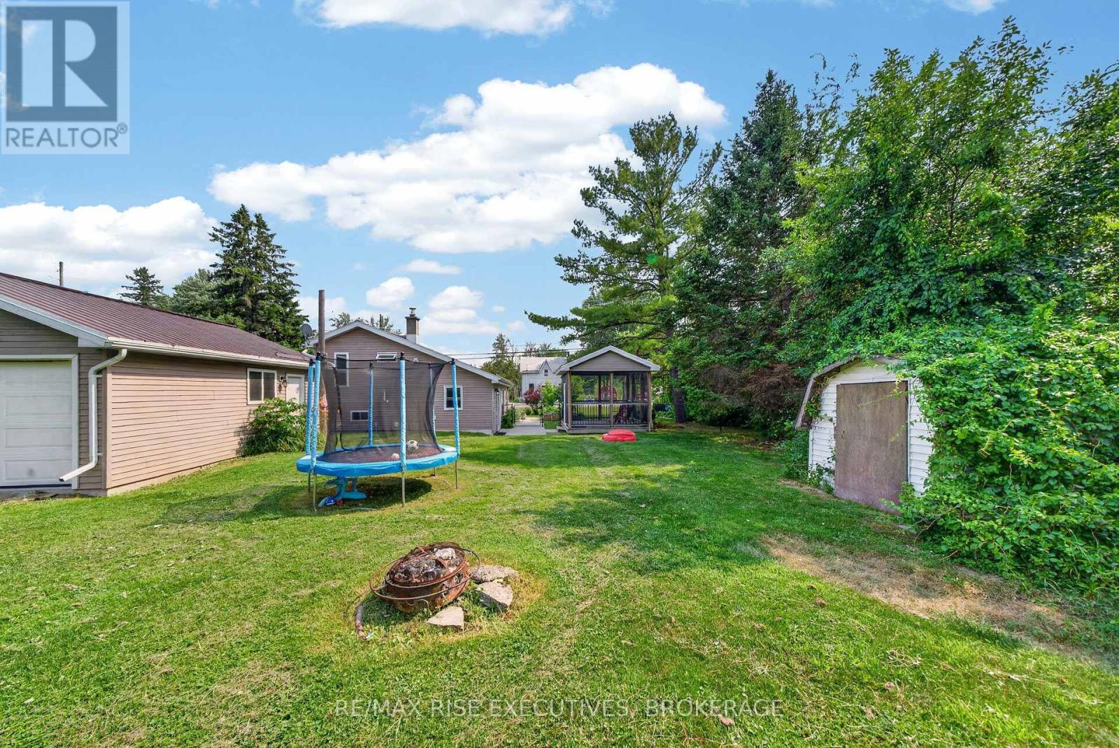 2990 RUTLEDGE ROAD - 44