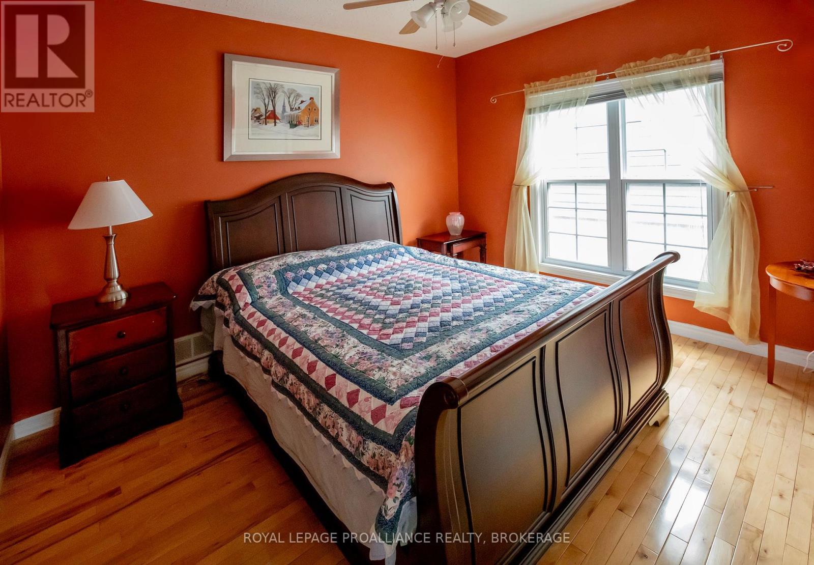 1098 COVERDALE DRIVE - 11