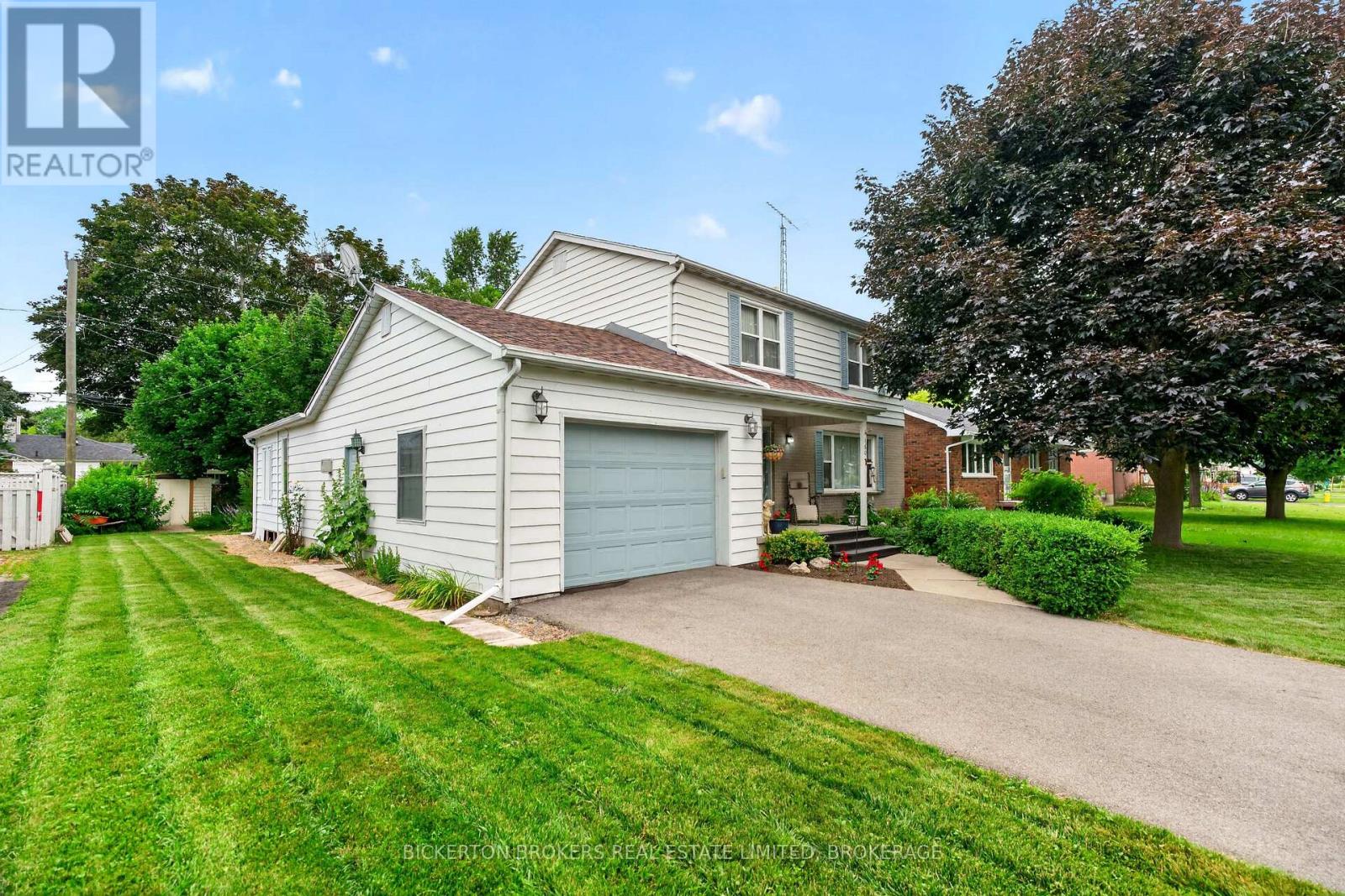 160 ELMWOOD DRIVE - 2