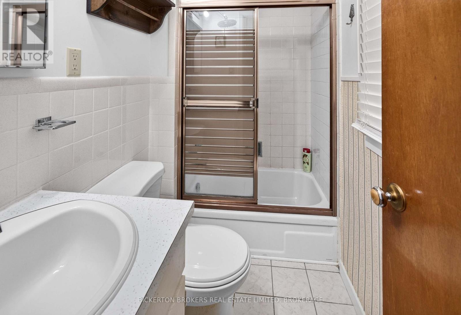 160 ELMWOOD DRIVE - Image 20