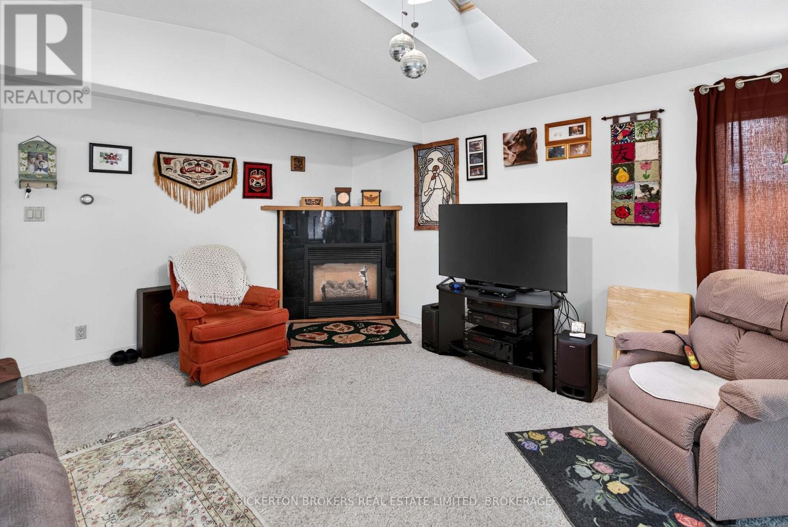 160 ELMWOOD DRIVE - Image 24