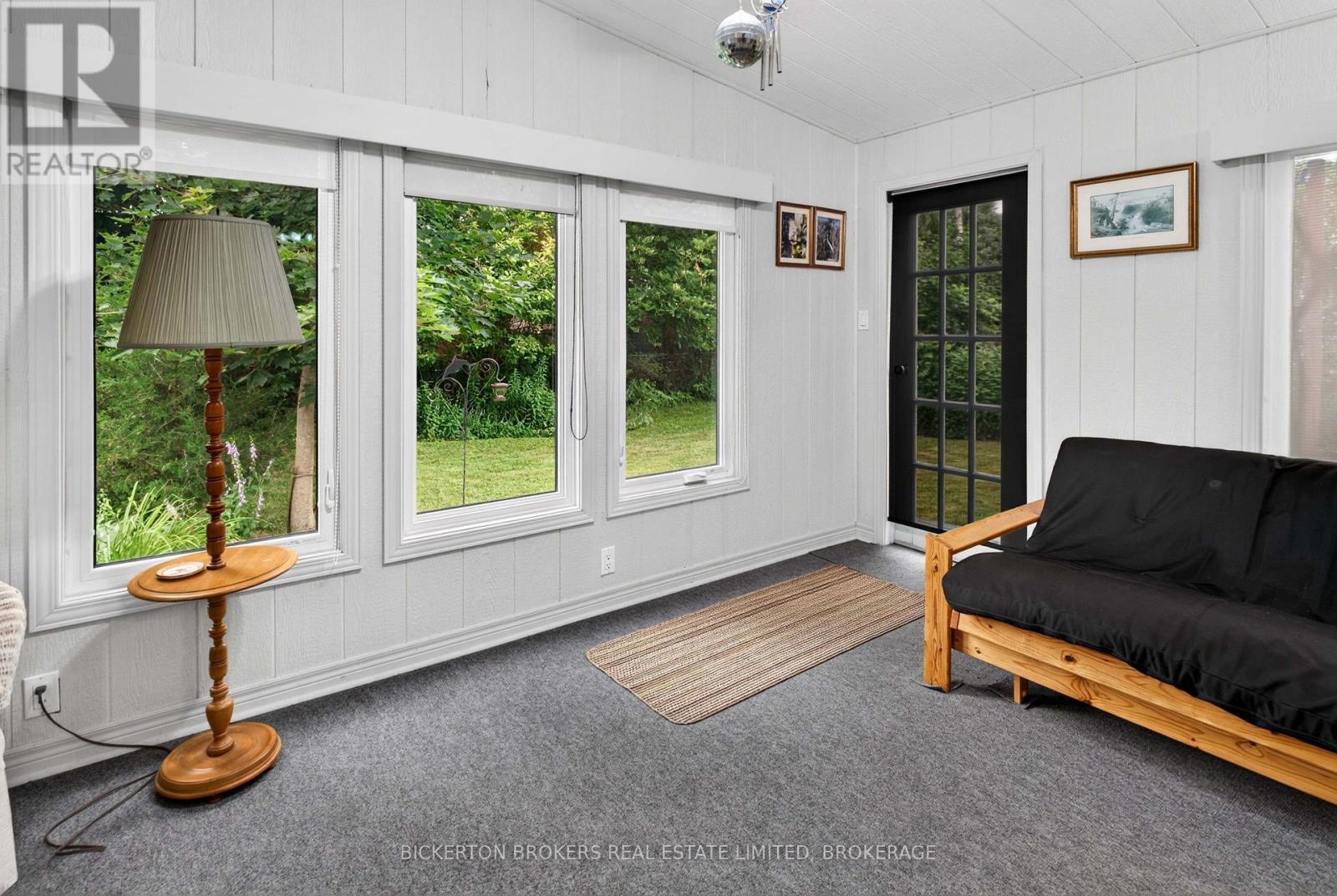 160 ELMWOOD DRIVE - 26