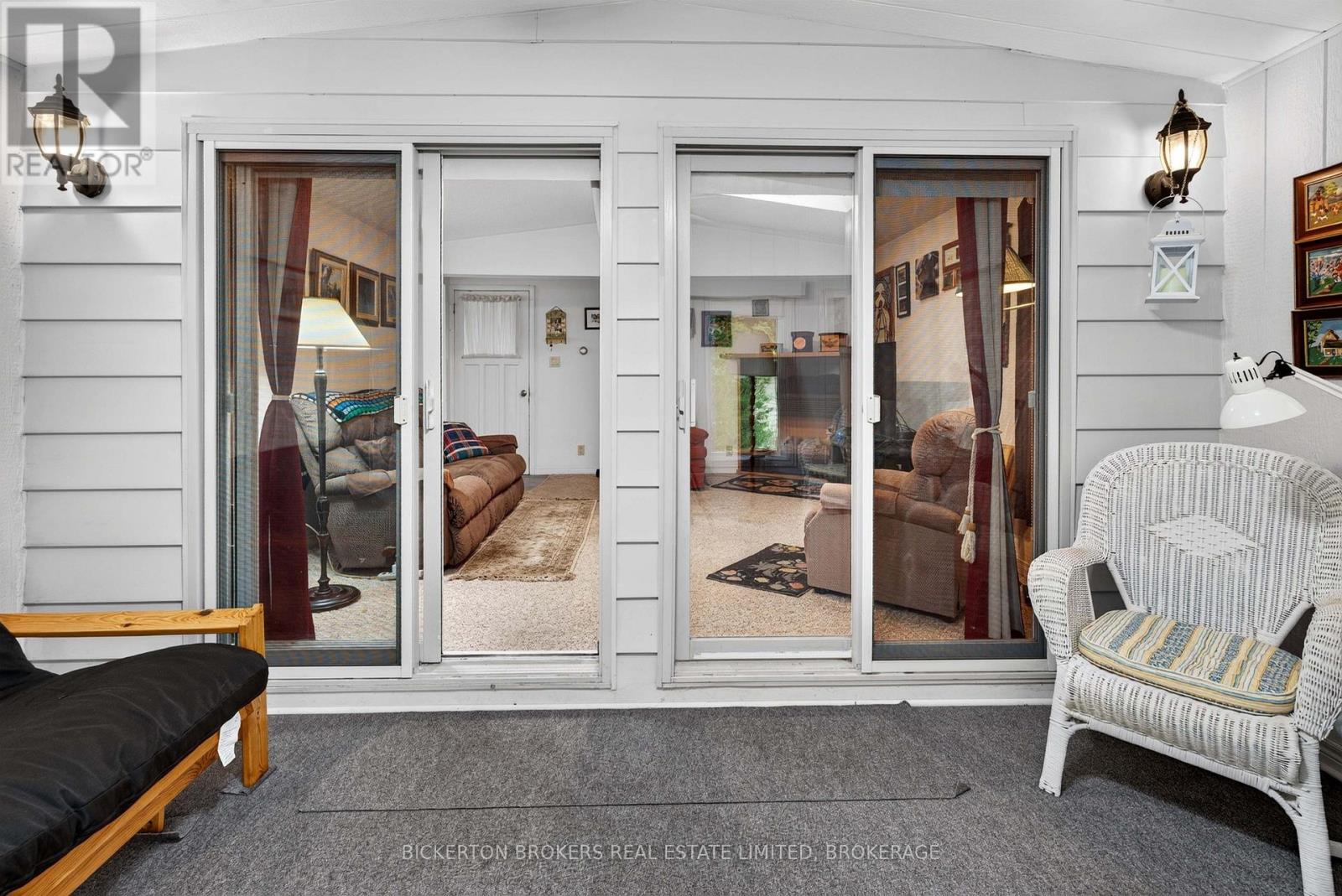 160 ELMWOOD DRIVE - 27