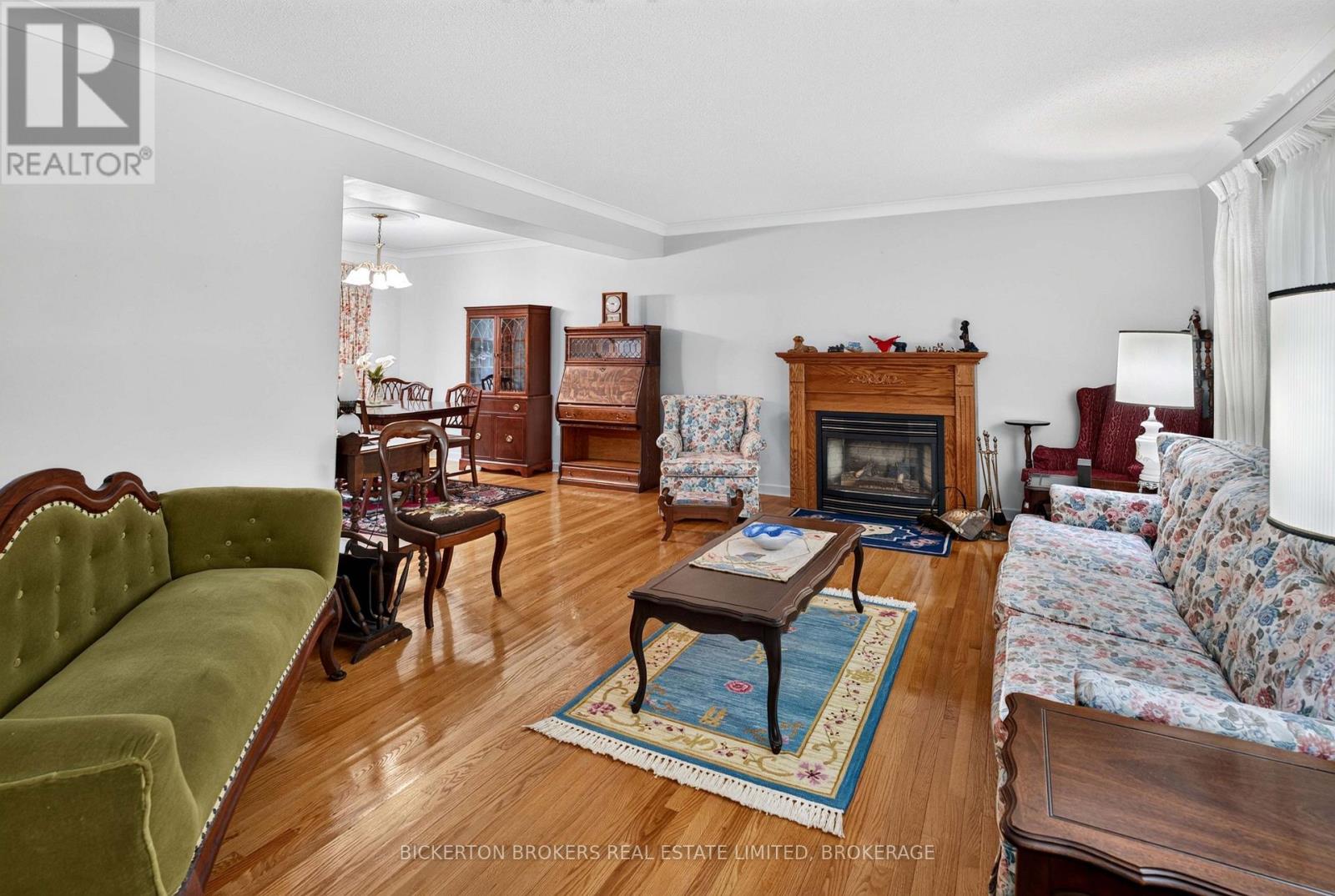 160 ELMWOOD DRIVE - Image 37