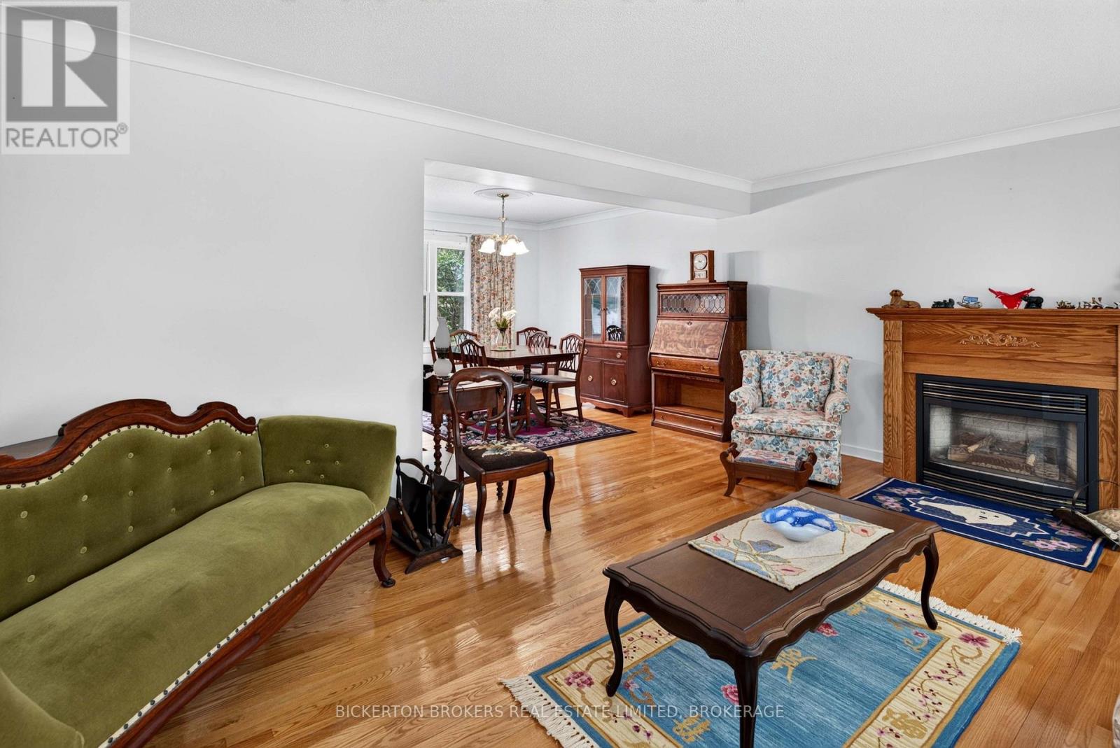 160 ELMWOOD DRIVE - 38