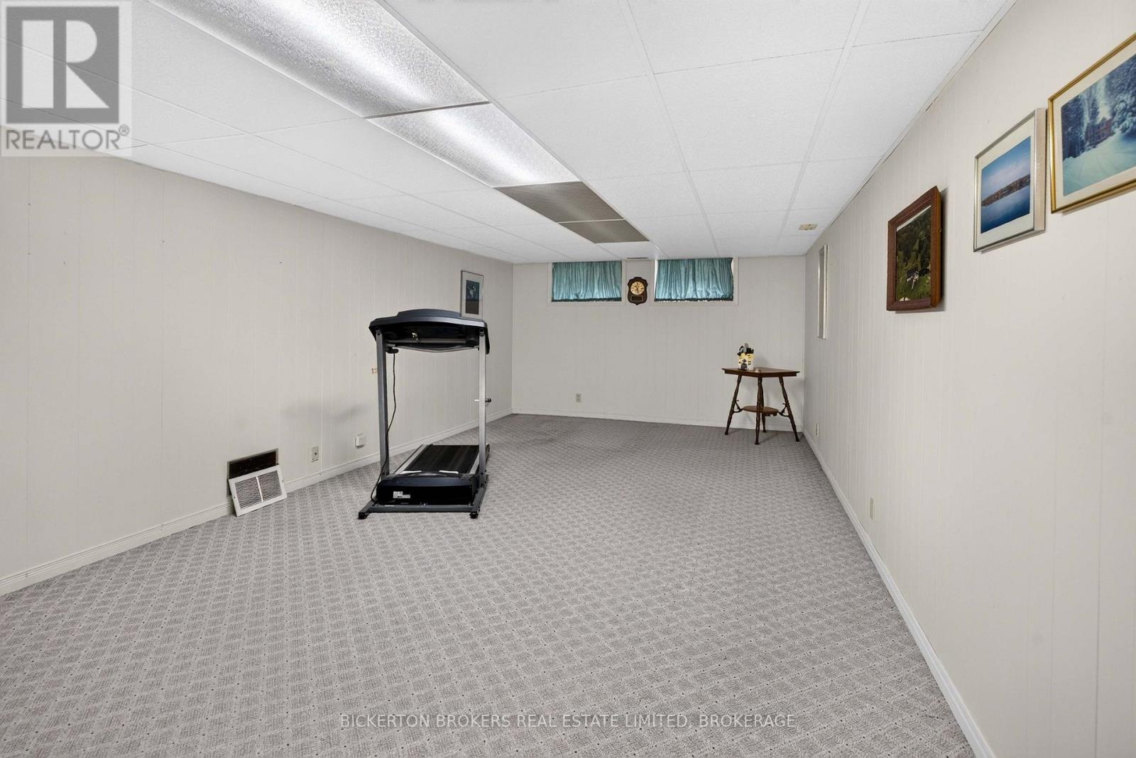 160 ELMWOOD DRIVE - Image 41