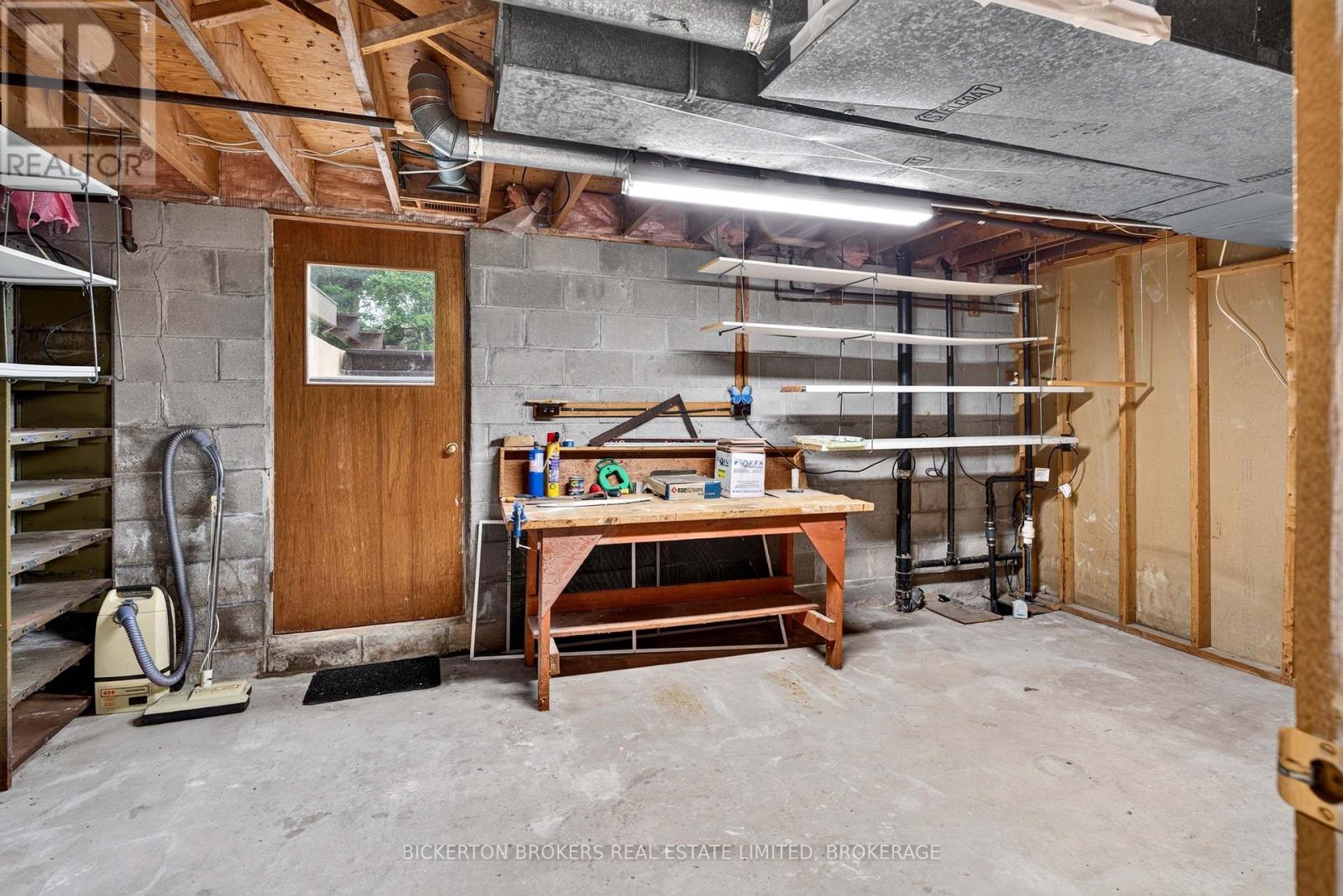 160 ELMWOOD DRIVE - 43