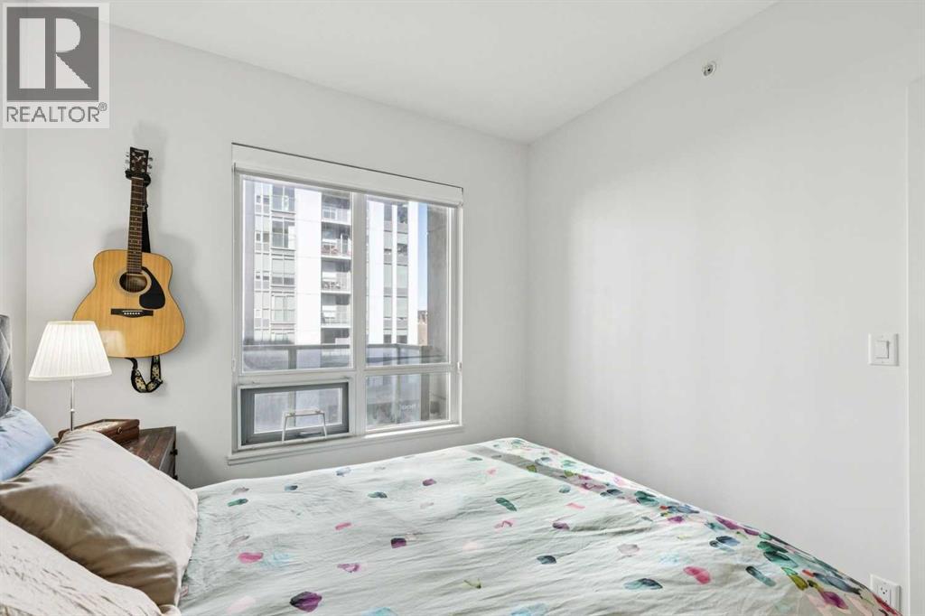 #402 46 9 Street NE - 22