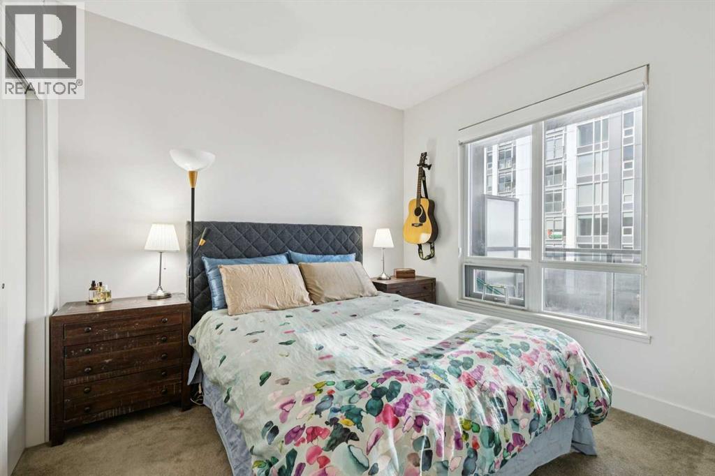 #402 46 9 Street NE - 21