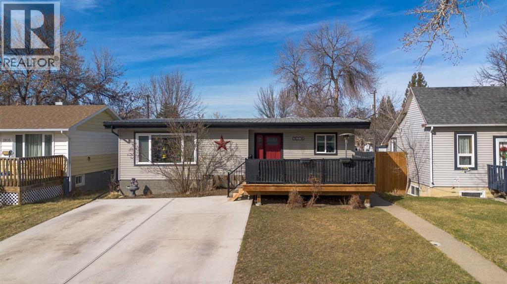 1907 7A Avenue N - 1
