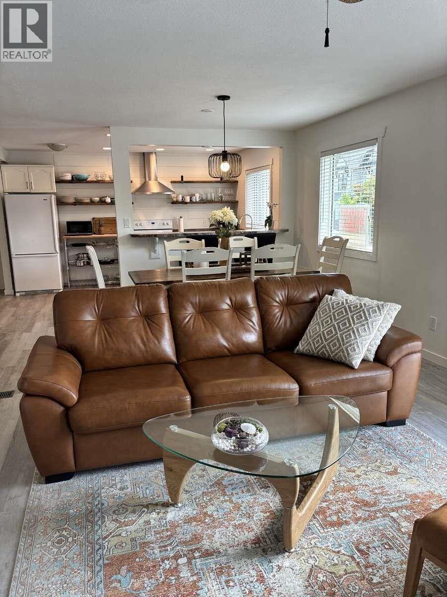 453 Alexander Avenue - 5