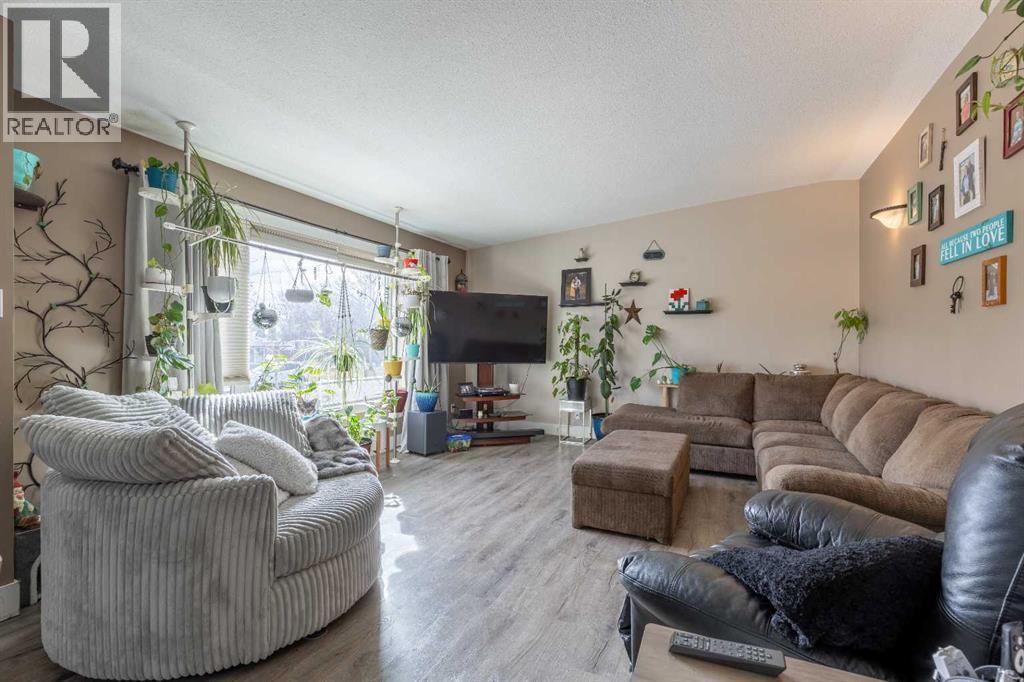 1907 7A Avenue N - 11