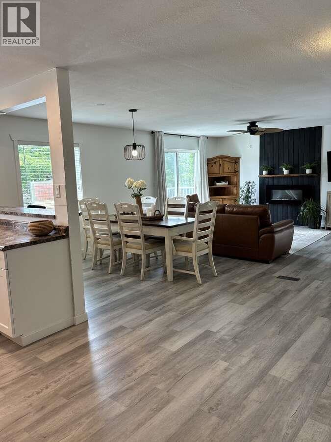 453 Alexander Avenue - 8