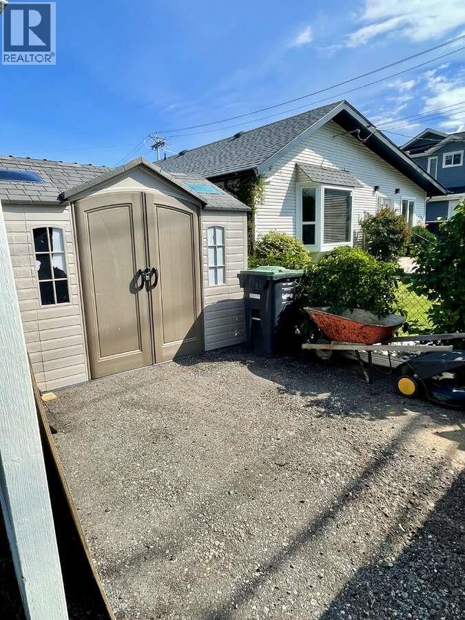 453 Alexander Avenue - 45