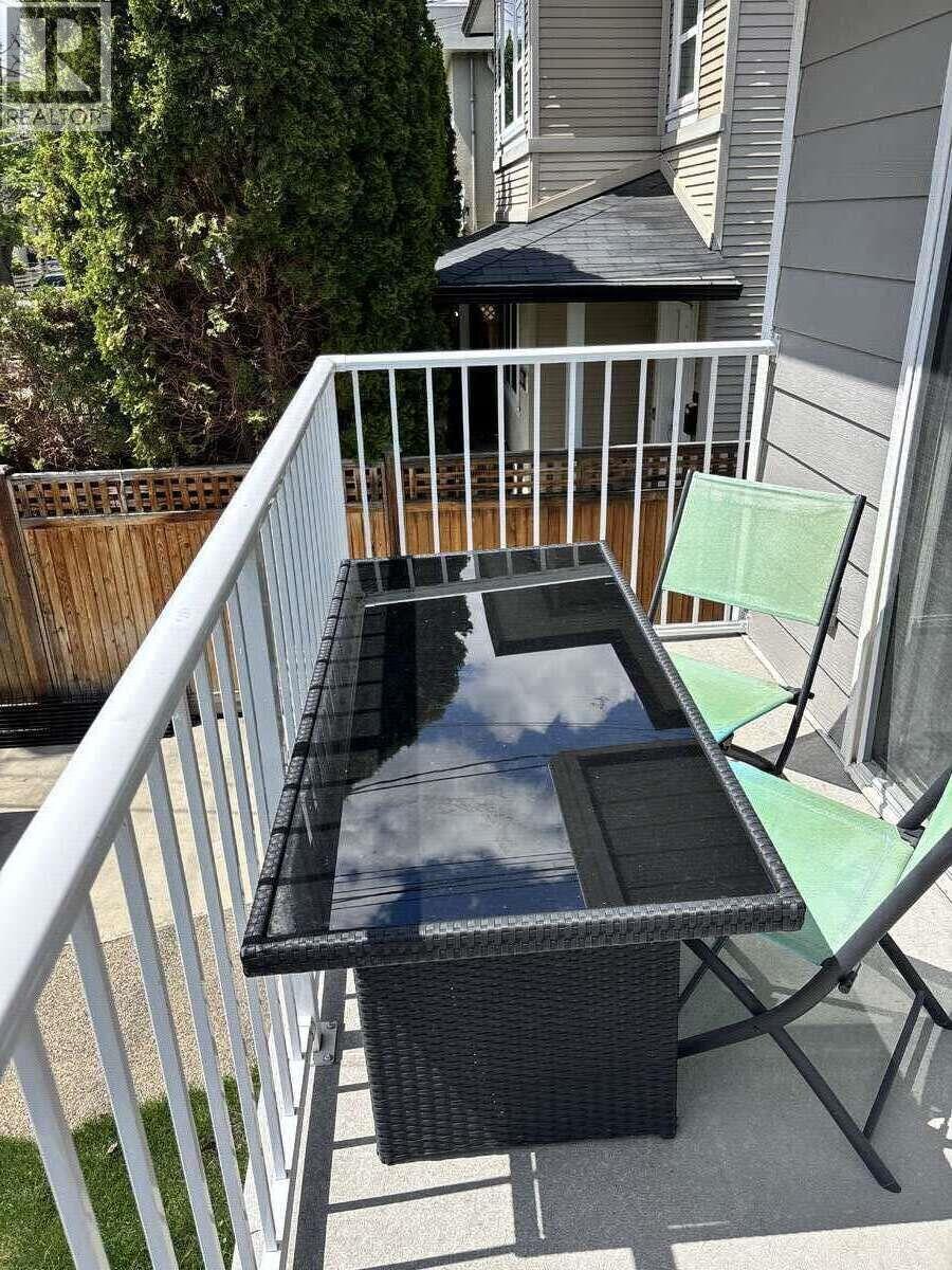453 Alexander Avenue - 29