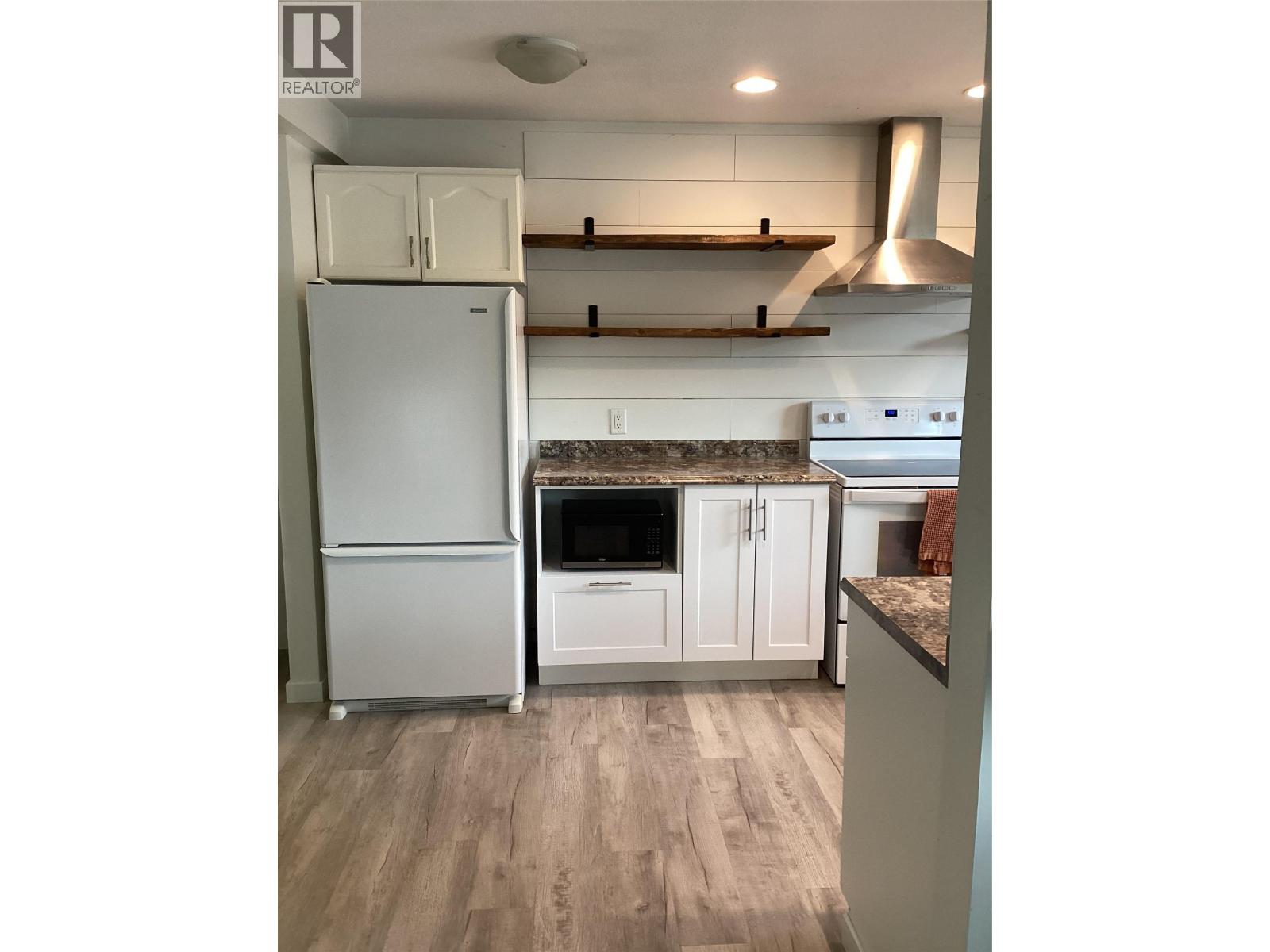 453 Alexander Avenue - 15