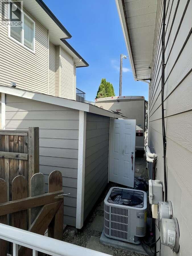 453 Alexander Avenue - 43