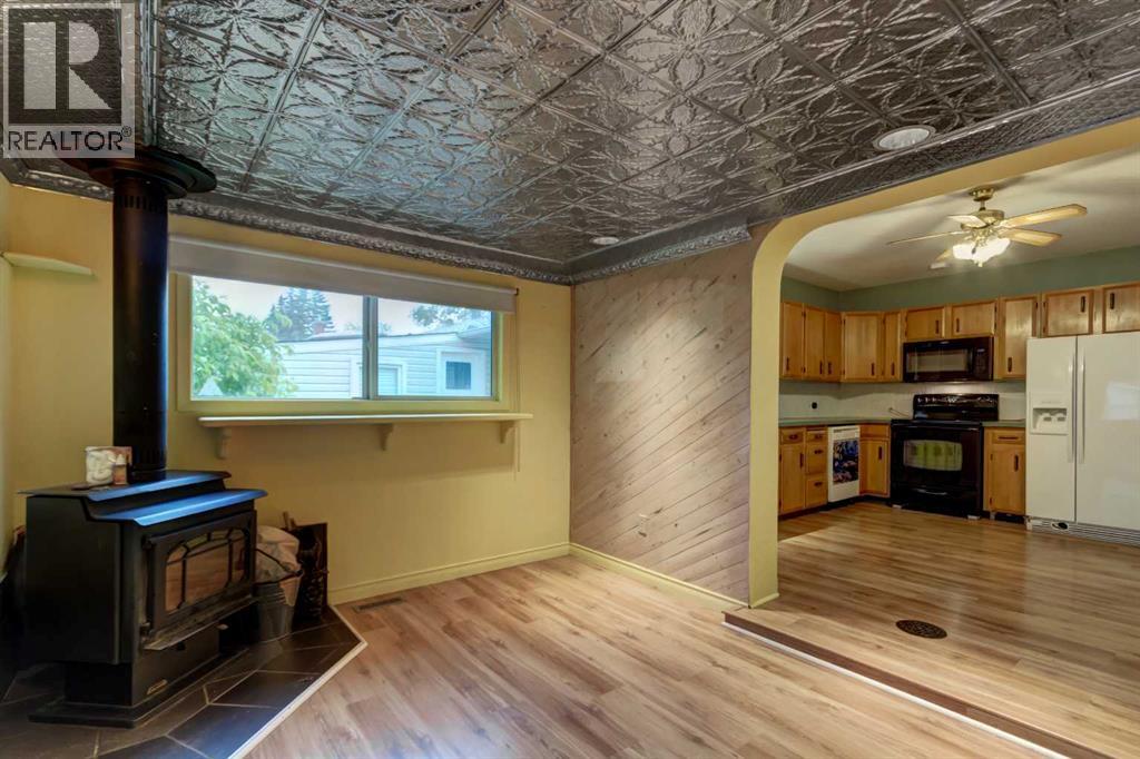 7412 22 Street SE - 11