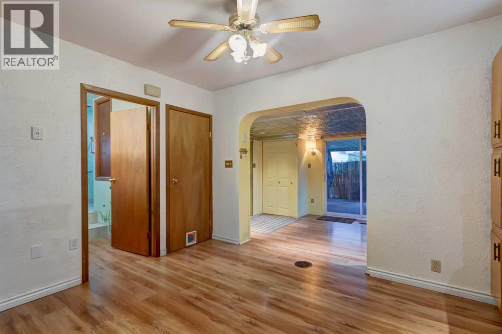 7412 22 Street SE - 8
