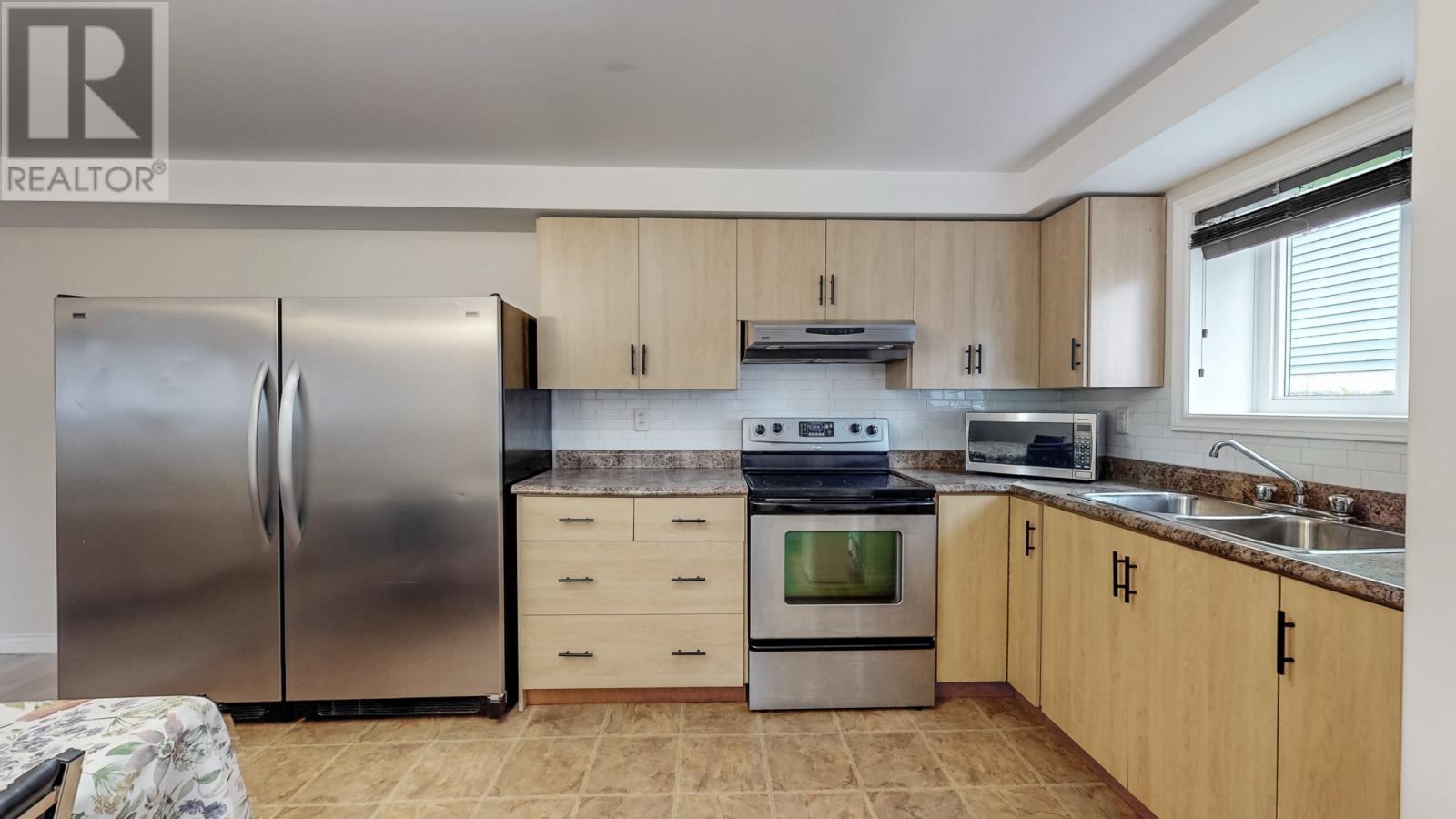 27 Otter Drive - 31