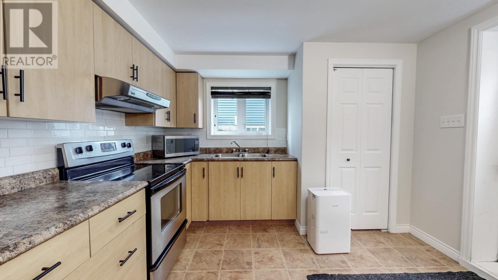 27 Otter Drive - 32