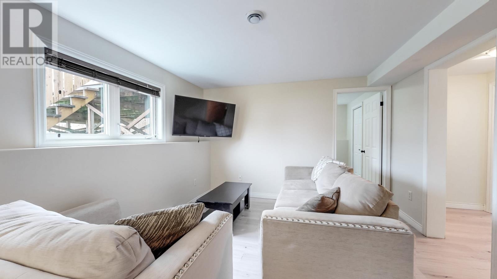 27 Otter Drive - 34