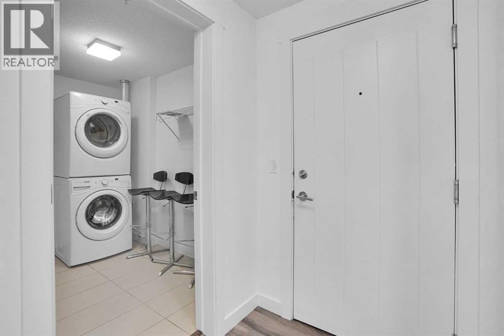 #214 15 Aspenmont Heights SW - 30