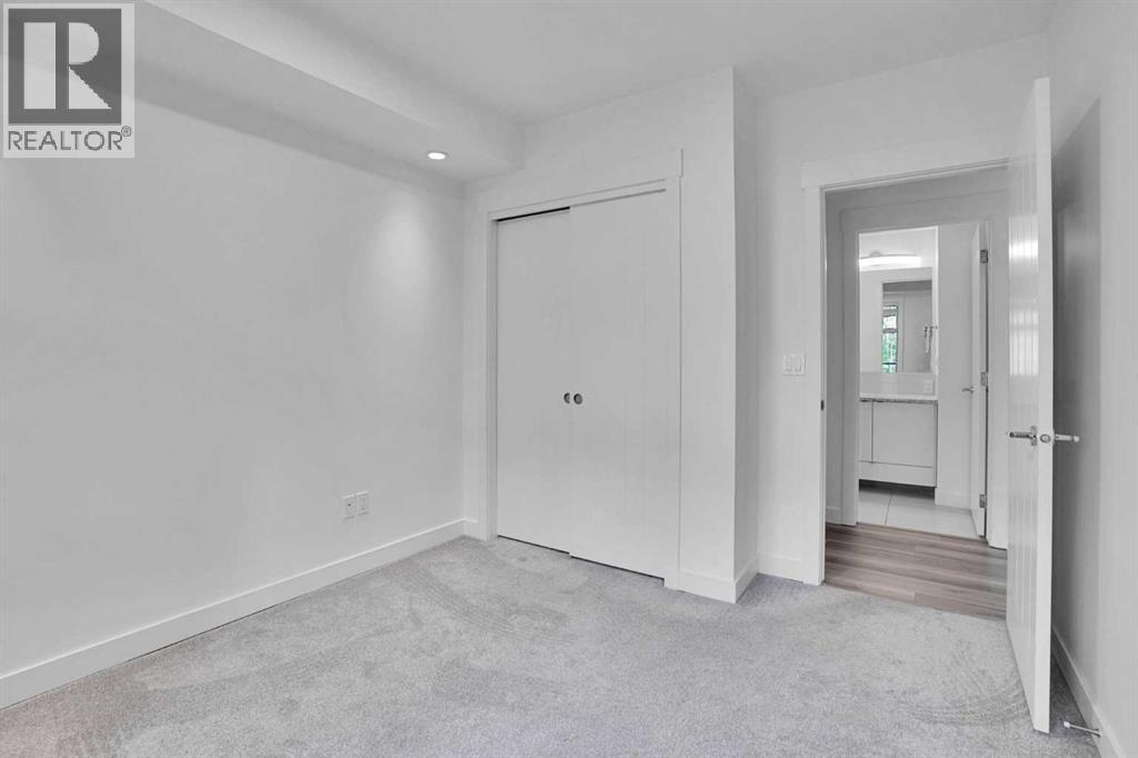 #214 15 Aspenmont Heights SW - 26