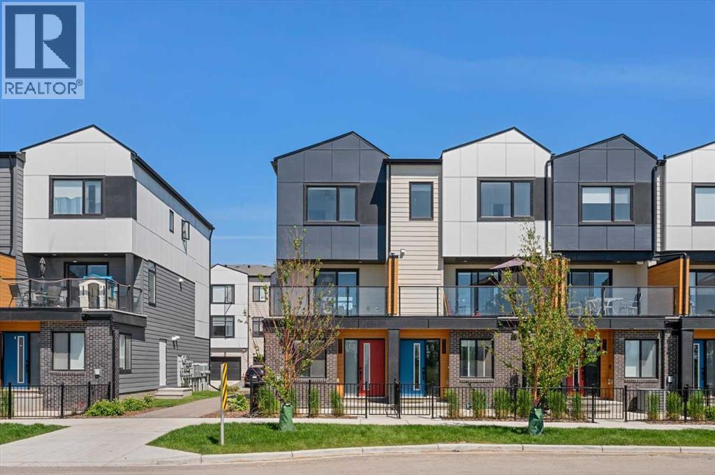 8562 19 Avenue SE - 3