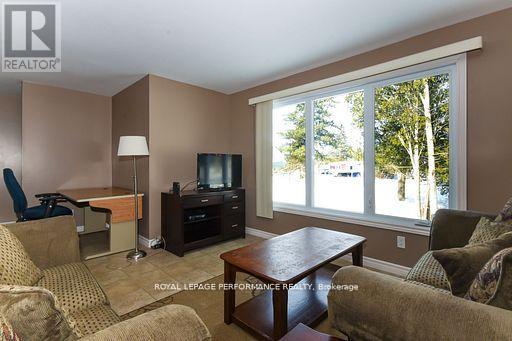 37 AND 35A CLOVERLOFT COURT - 14