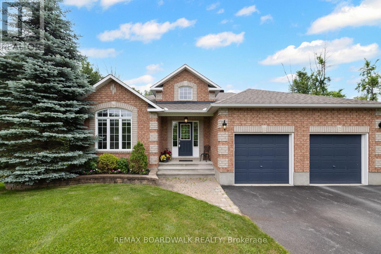 154 CATHERINE AVENUE - 2