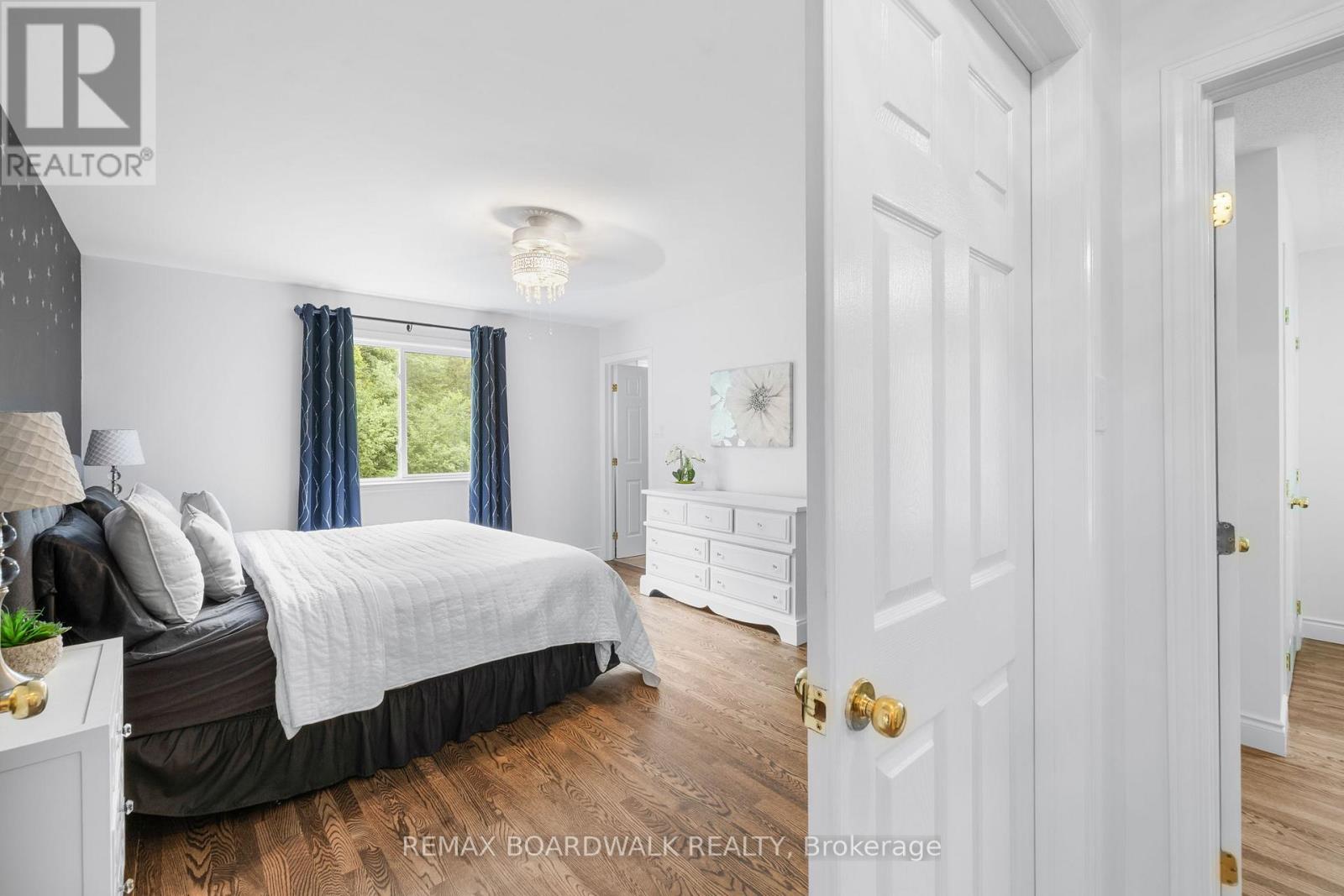 154 CATHERINE AVENUE - 22