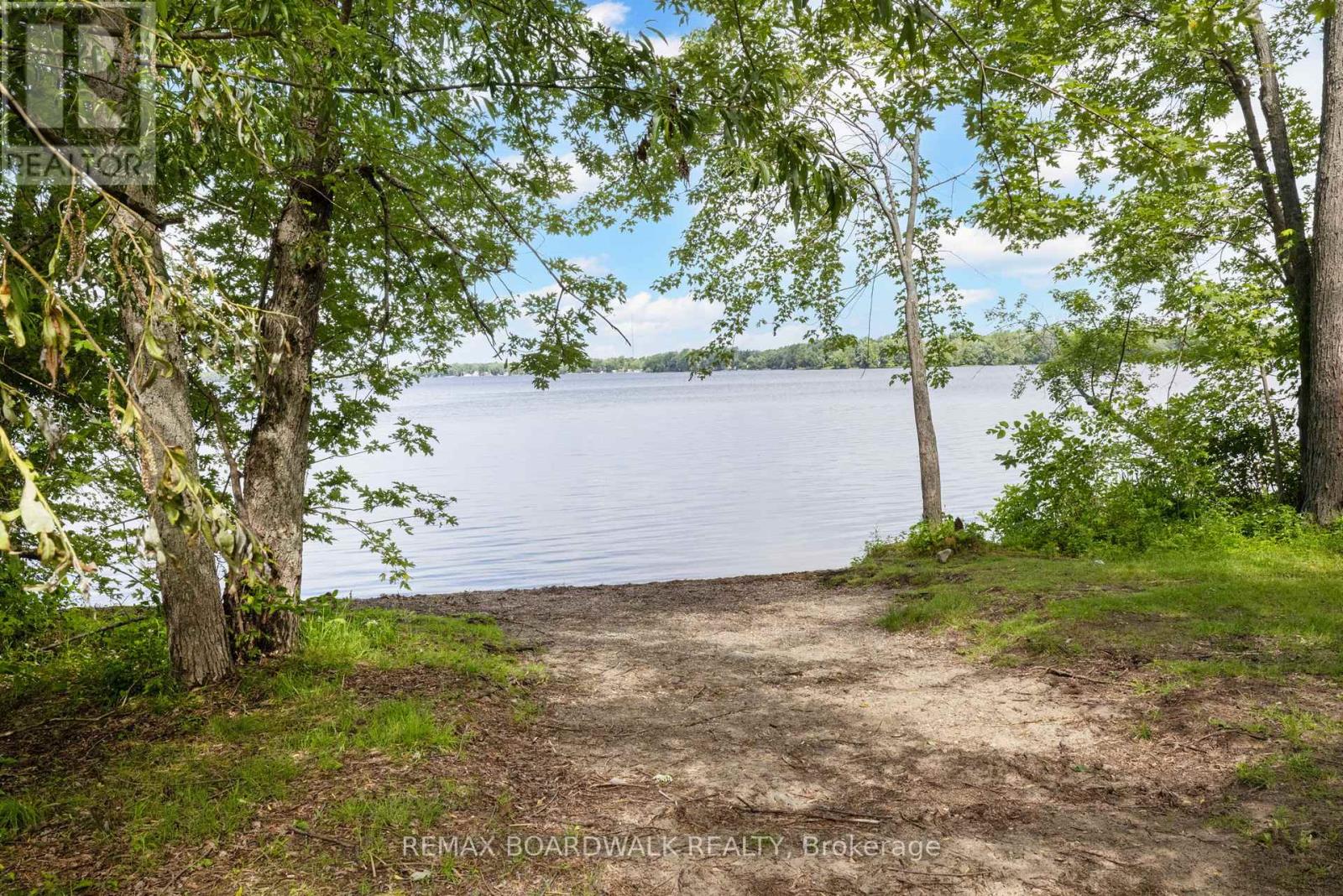 154 CATHERINE AVENUE - 37