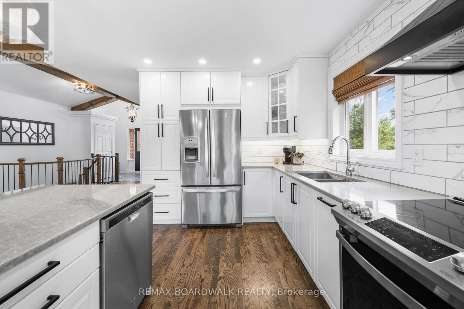 154 CATHERINE AVENUE - 9