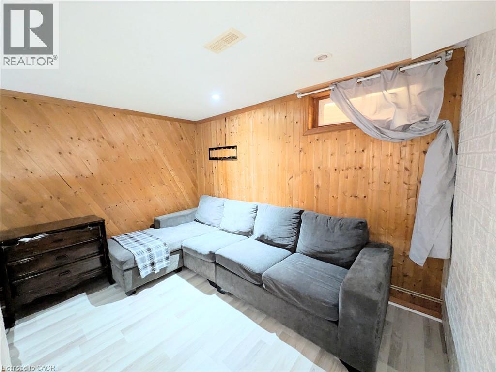 #1 22 RIVERDALE Drive - 21