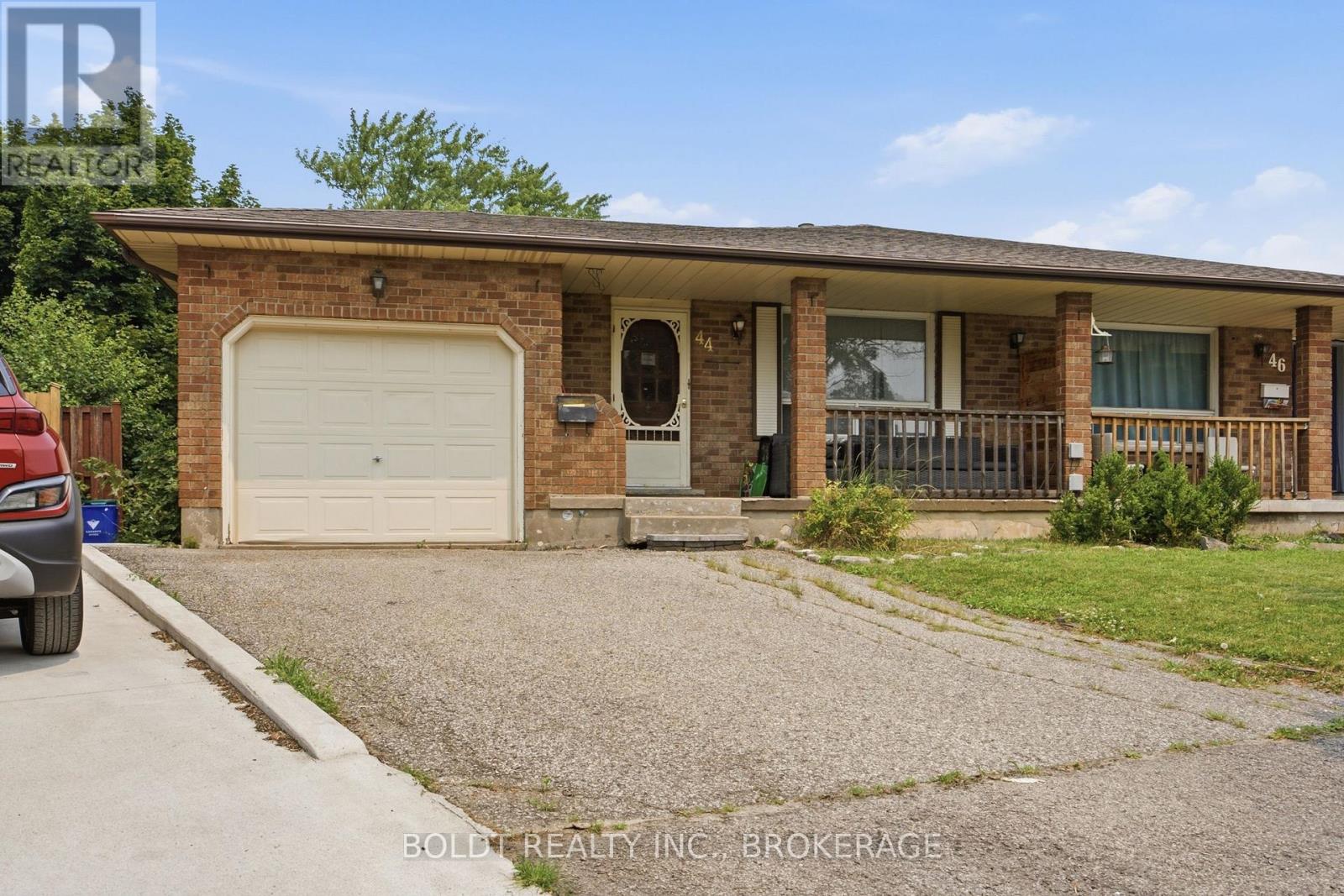 44 CULLIGAN CRESCENT - 1