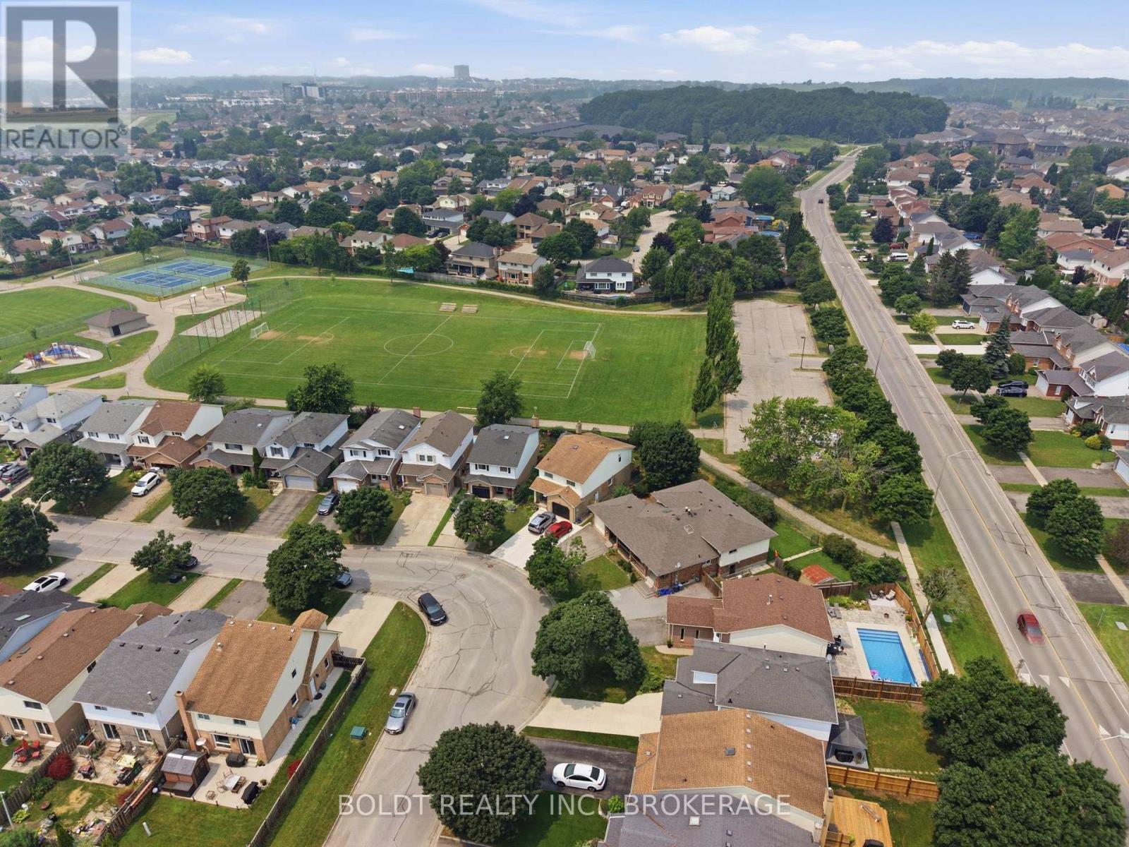 44 CULLIGAN CRESCENT - 46