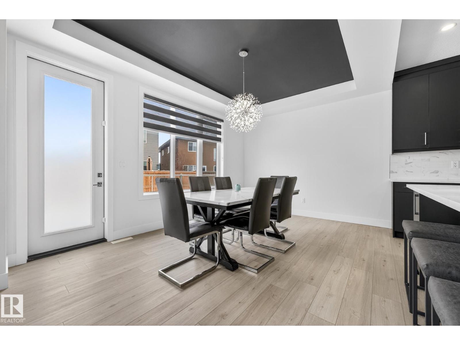 4413 39 ST - 16