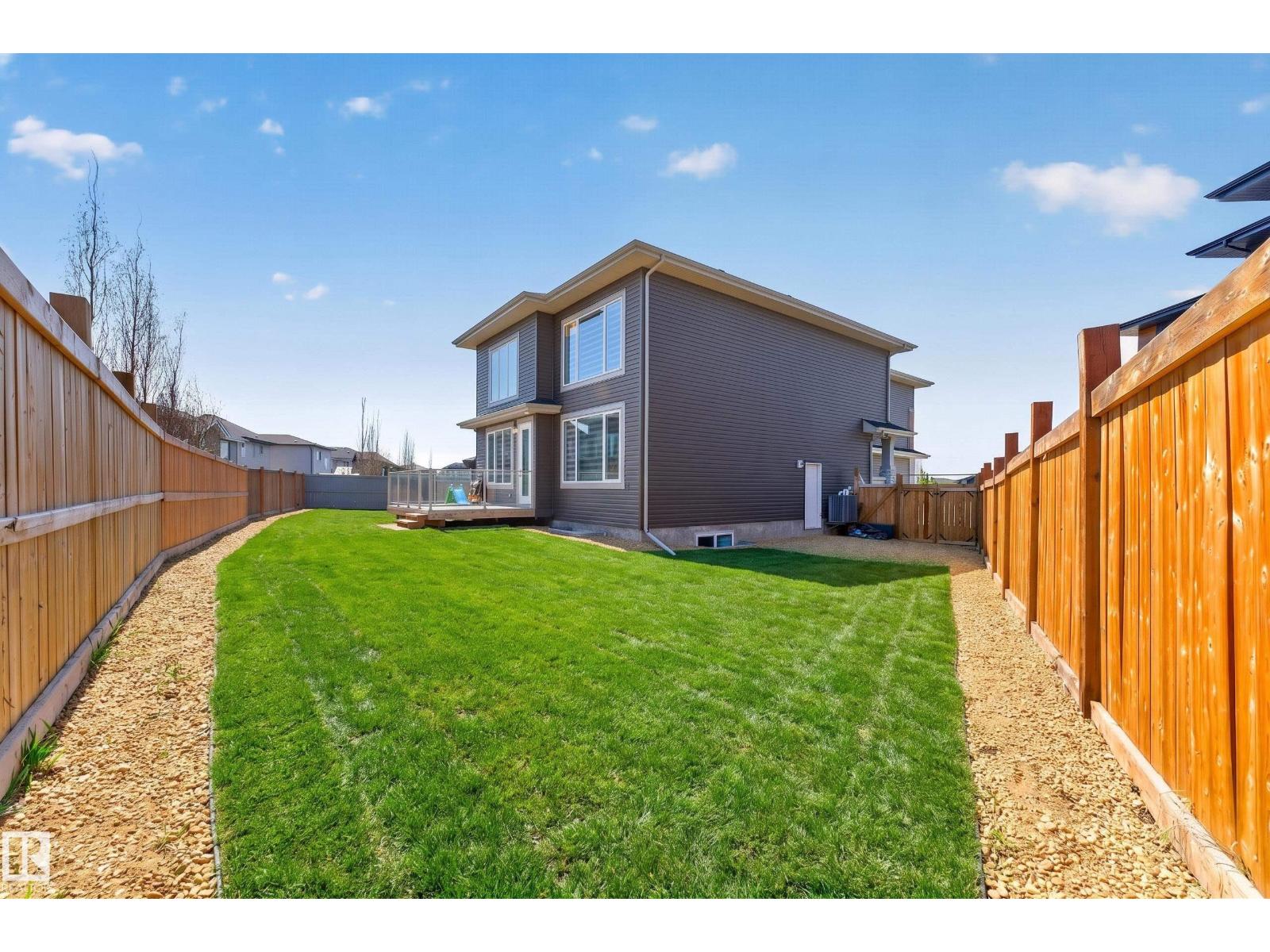 4413 39 ST - 3