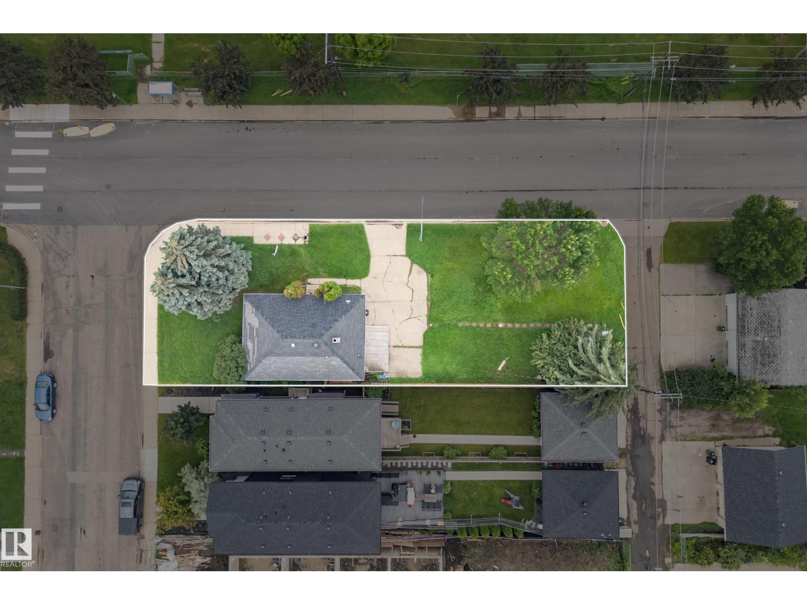 15321 110 AV NW - 1